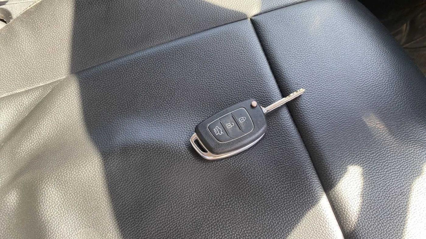 2014 Hyundai Xcent S AT 1.2 (O), Petrol, Automatic, 88,192 km, Key Close Up