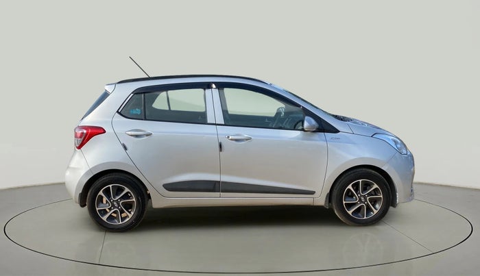 2018 Hyundai Grand i10 SPORTZ AT 1.2 KAPPA VTVT, Petrol, Automatic, 39,066 km, Right Side View