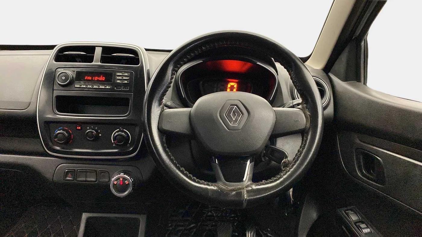 2017 Renault Kwid RXL 1.0 AMT, Petrol, Automatic, 56,687 km, Steering Wheel Close Up
