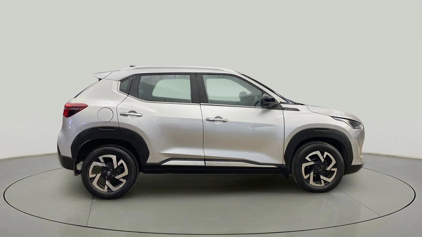 2022 Nissan MAGNITE XV PREMIUM TURBO (O) CVT, Petrol, Automatic, 35,277 km, Right Side View