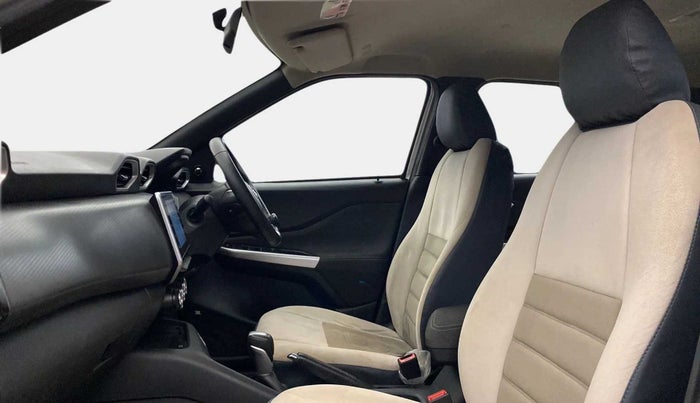 2022 Nissan MAGNITE XV PREMIUM TURBO (O) CVT, Petrol, Automatic, 35,277 km, Right Side Front Door Cabin