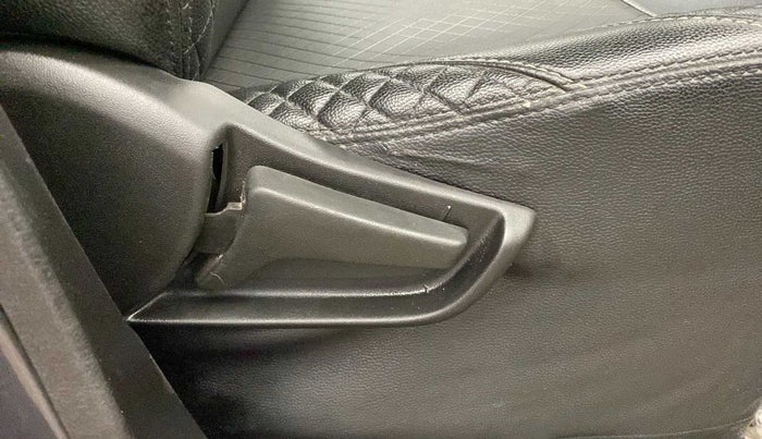 2021 Maruti S PRESSO VXI (O) CNG, CNG, Manual, 63,103 km, Driver Side Adjustment Panel