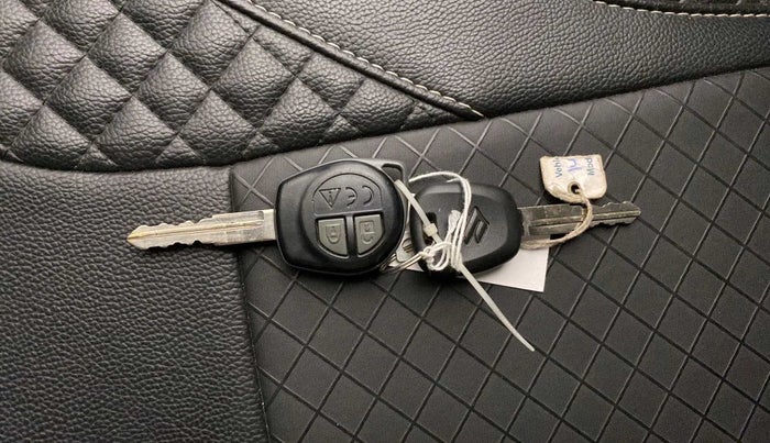 2021 Maruti S PRESSO VXI (O) CNG, CNG, Manual, 63,103 km, Key Close Up