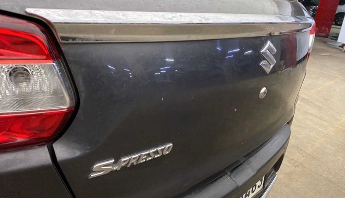 2021 Maruti S PRESSO VXI (O) CNG, CNG, Manual, 63,103 km, Dicky (Boot door) - Minor scratches