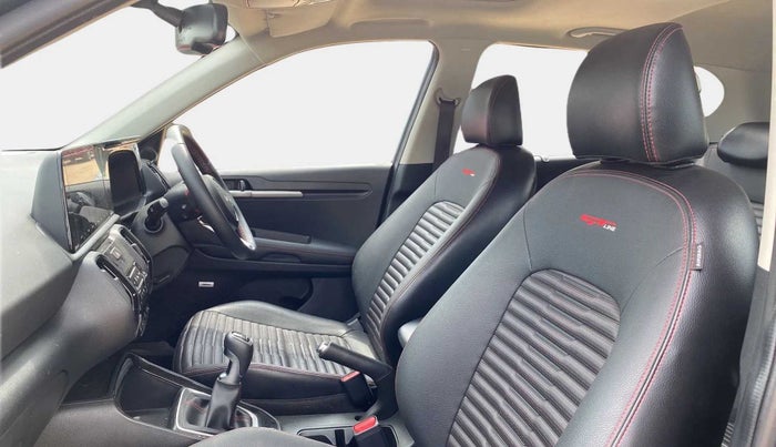 2022 KIA SONET GTX PLUS 1.5, Diesel, Manual, 37,140 km, Right Side Front Door Cabin