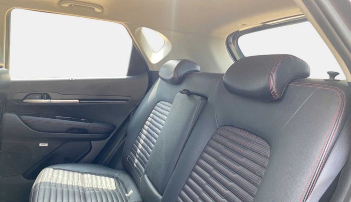 2022 KIA SONET GTX PLUS 1.5, Diesel, Manual, 37,140 km, Right Side Rear Door Cabin