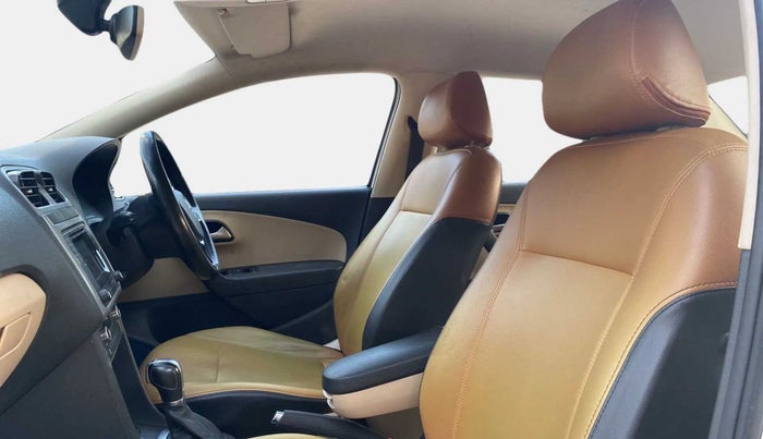 2017 Volkswagen Ameo HIGHLINE PLUS 1.5L AT 16 ALLOY, Diesel, Automatic, 53,314 km, Right Side Front Door Cabin