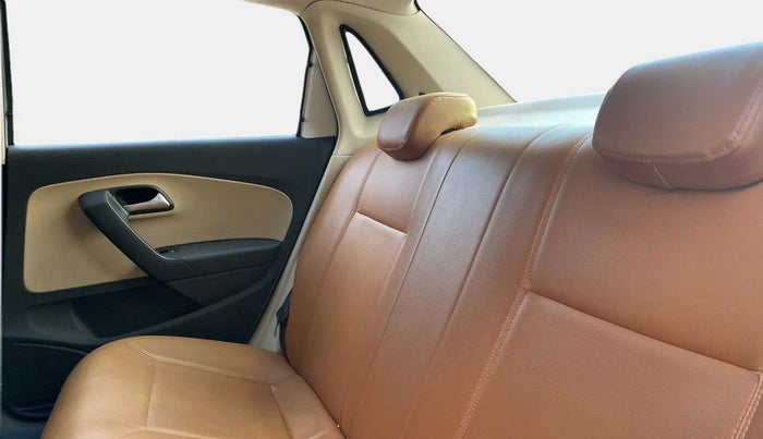 2017 Volkswagen Ameo HIGHLINE PLUS 1.5L AT 16 ALLOY, Diesel, Automatic, 53,314 km, Right Side Rear Door Cabin