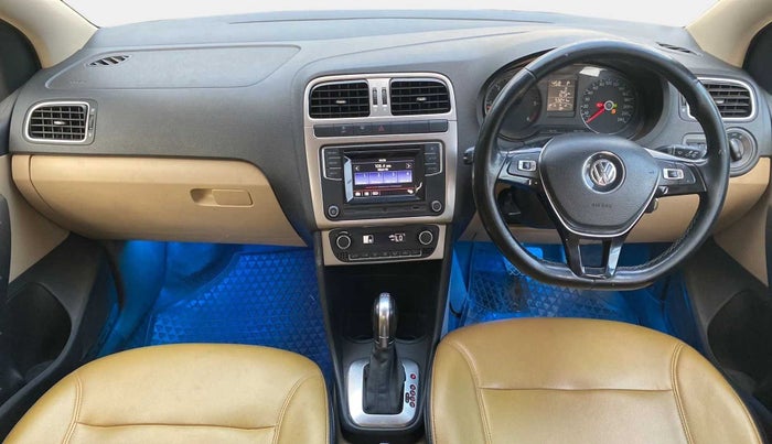 2017 Volkswagen Ameo HIGHLINE PLUS 1.5L AT 16 ALLOY, Diesel, Automatic, 53,314 km, Dashboard
