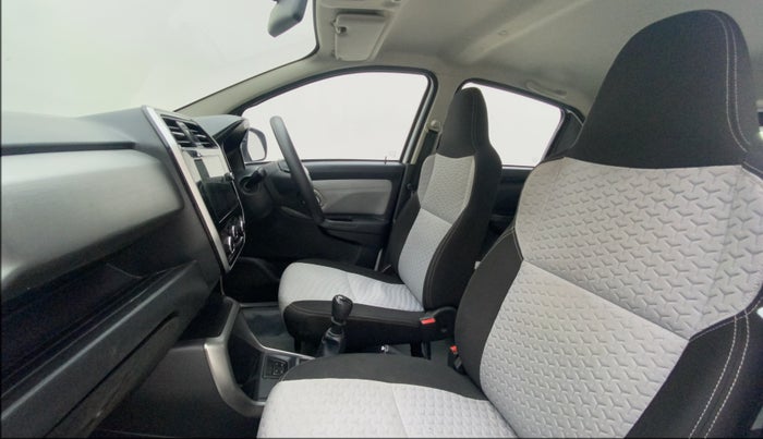 2020 Datsun Redi Go T (O), Petrol, Manual, 31,811 km, Right Side Front Door Cabin