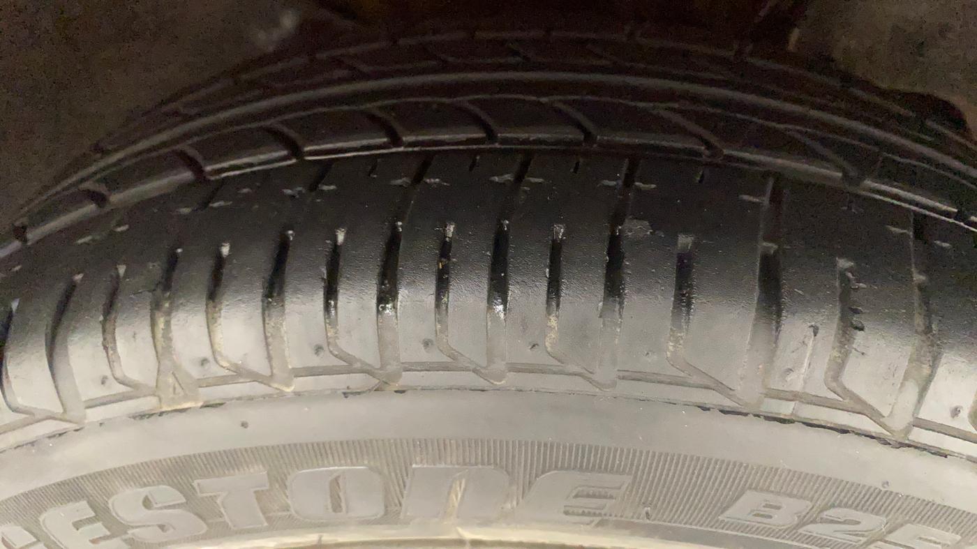 2021 Tata Tiago XT (O) PETROL, Petrol, Manual, 18,976 km, Right Front Tyre Tread