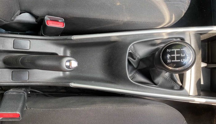 2018 Maruti Baleno ALPHA PETROL 1.2, Petrol, Manual, 40,340 km, Gear Lever