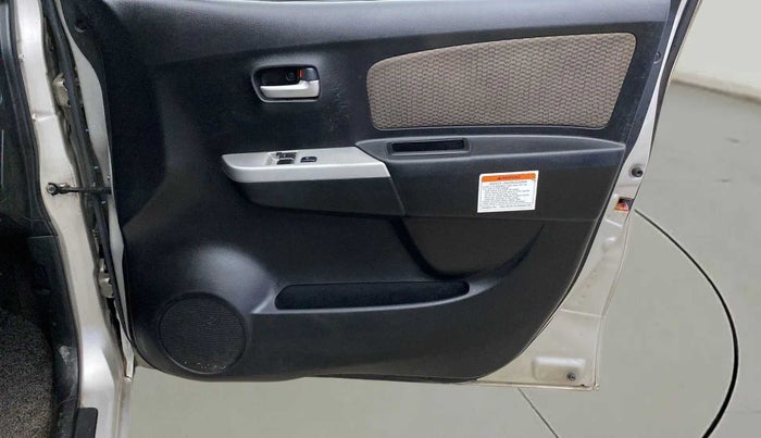 2013 Maruti Wagon R 1.0 LXI CNG, CNG, Manual, 91,339 km, Driver Side Door Panels Control
