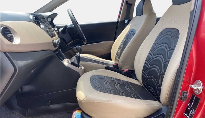 2015 Hyundai Xcent SX 1.2, CNG, Manual, 69,039 km, Right Side Front Door Cabin