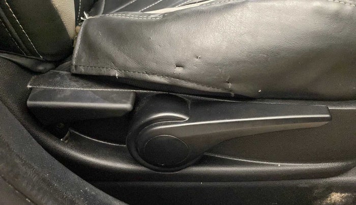 2018 Tata NEXON XZ PLUS PETROL, Petrol, Manual, 19,218 km, Driver Side Adjustment Panel