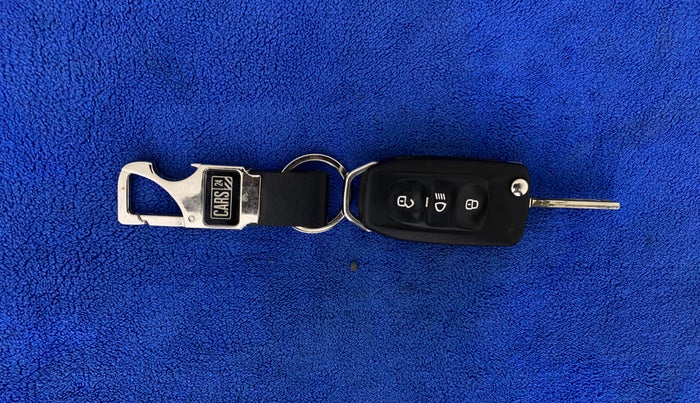2021 Tata NEXON XMA SUNROOF PETROL, Petrol, Automatic, 34,594 km, Key Close Up