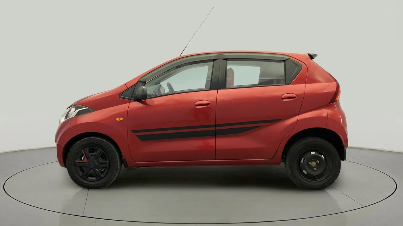 2017 Datsun Redi Go SPORT, Petrol, Manual, 52,887 km, Left Side