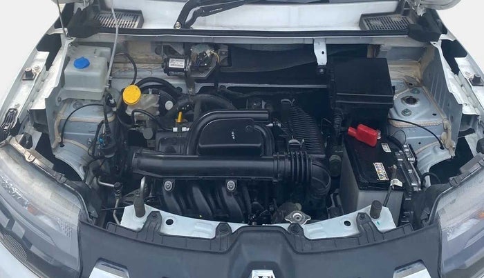 2022 Renault Kwid RXT 1.0 AMT, Petrol, Automatic, 13,138 km, Open Bonet