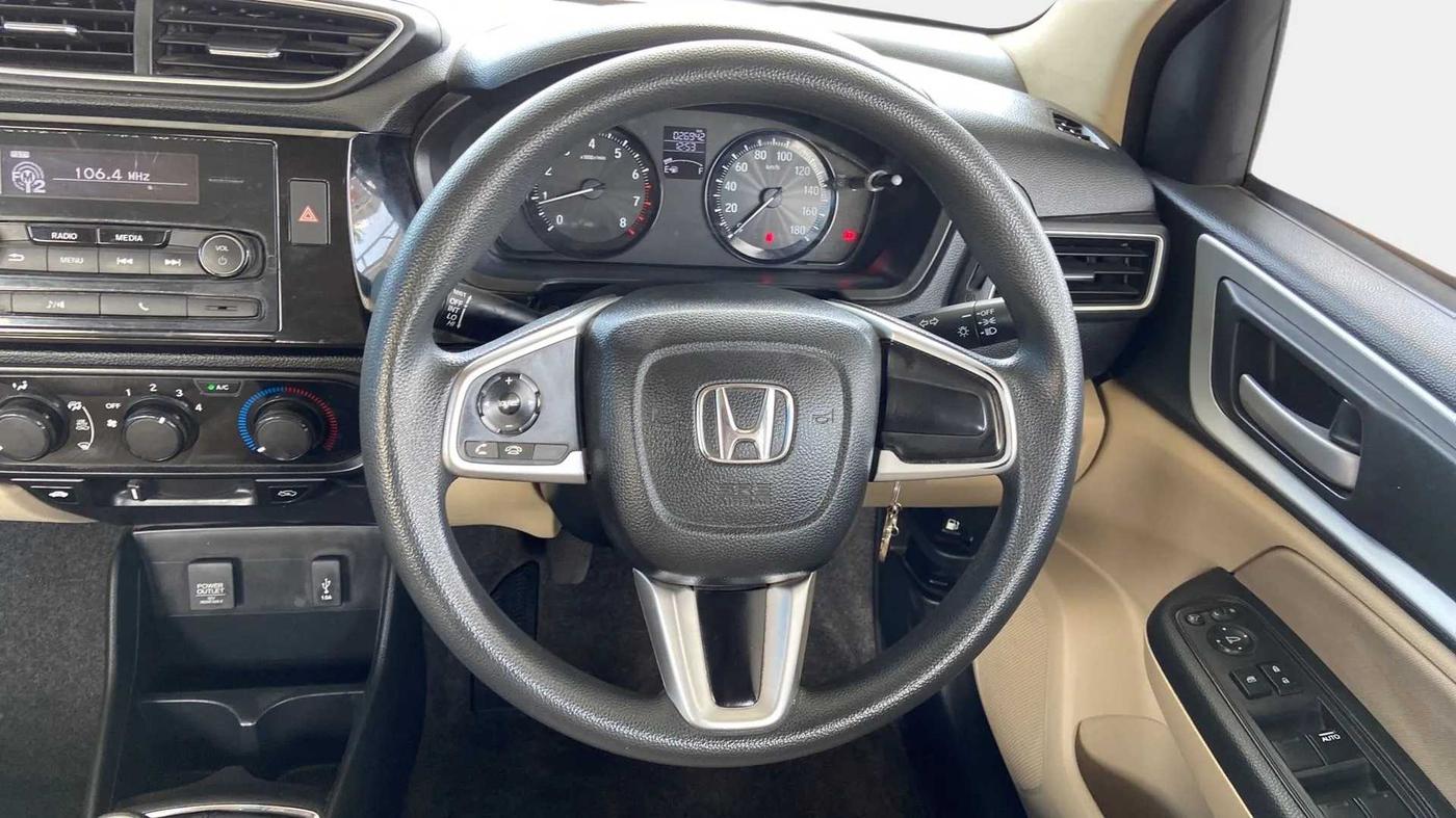 2022 Honda Amaze 1.2L I-VTEC S, Petrol, Manual, 26,980 km, Steering Wheel Close Up
