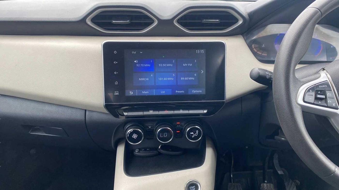 2022 Nissan MAGNITE XV MT, Petrol, Manual, 24,462 km, Air Conditioner
