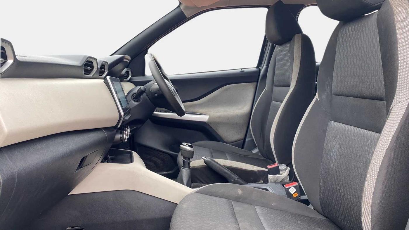 2022 Nissan MAGNITE XV MT, Petrol, Manual, 24,462 km, Right Side Front Door Cabin