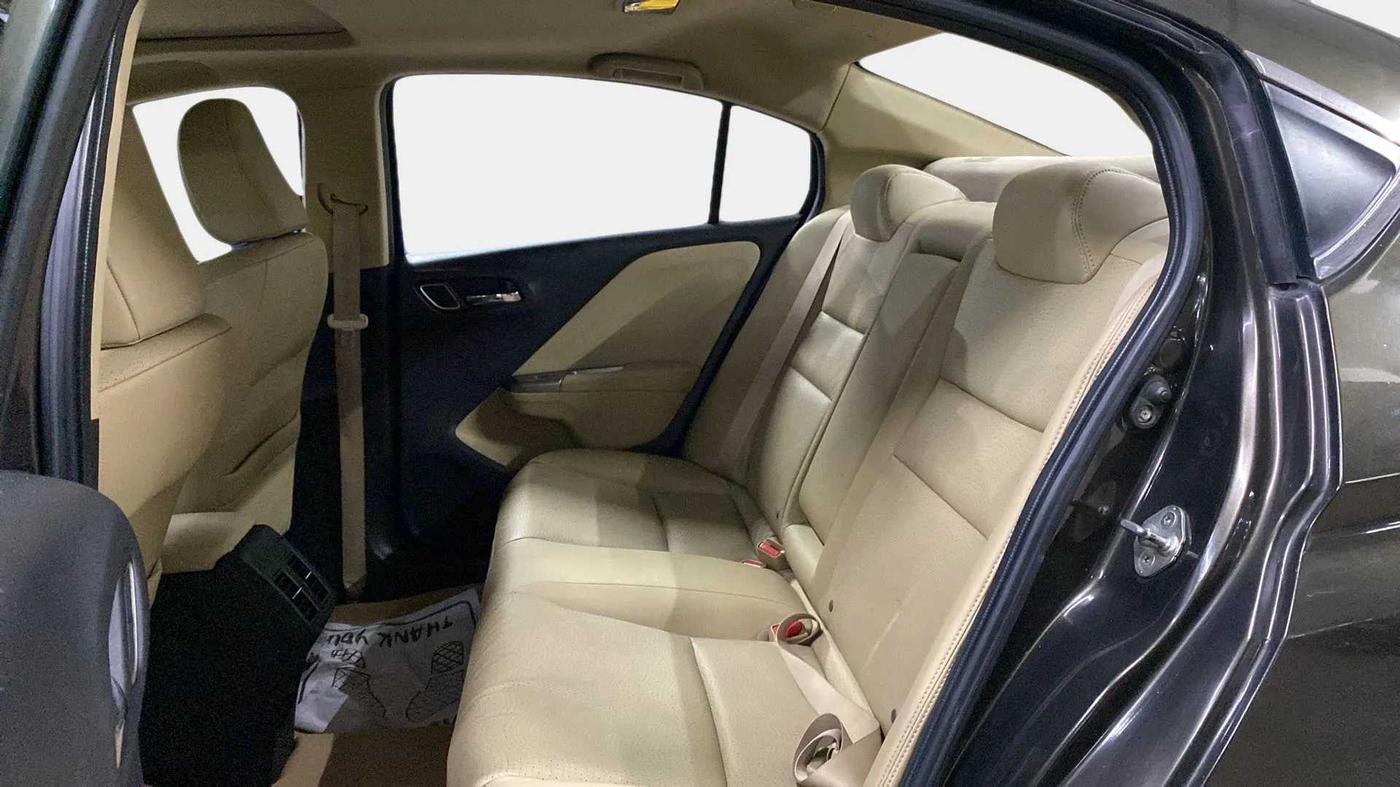 2017 Honda City 1.5L I-VTEC VX CVT, Petrol, Automatic, 46,792 km, Right Side Rear Door Cabin