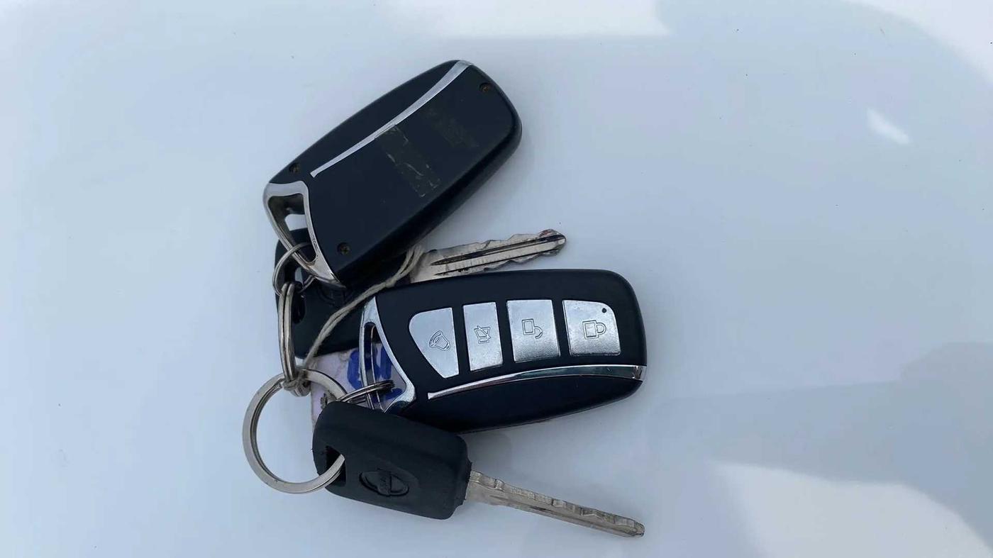 2021 Nissan MAGNITE XE, Petrol, Manual, 7,004 km, Key Close Up