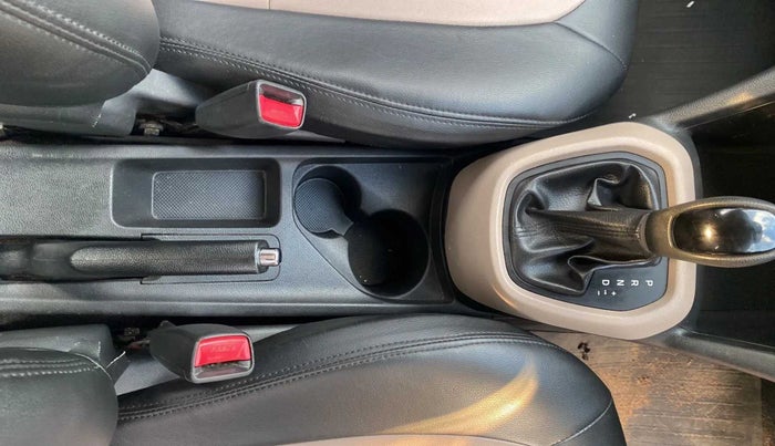 2019 Hyundai Grand i10 SPORTZ AT 1.2 KAPPA VTVT, Petrol, Automatic, 26,487 km, Gear Lever