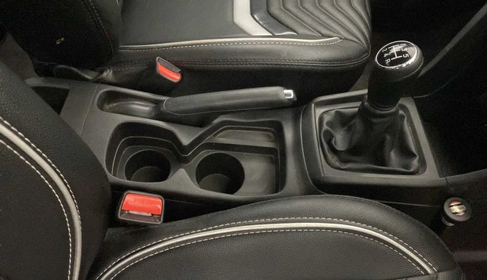 2021 Maruti Vitara Brezza VXI, Petrol, Manual, 6,656 km, Gear Lever