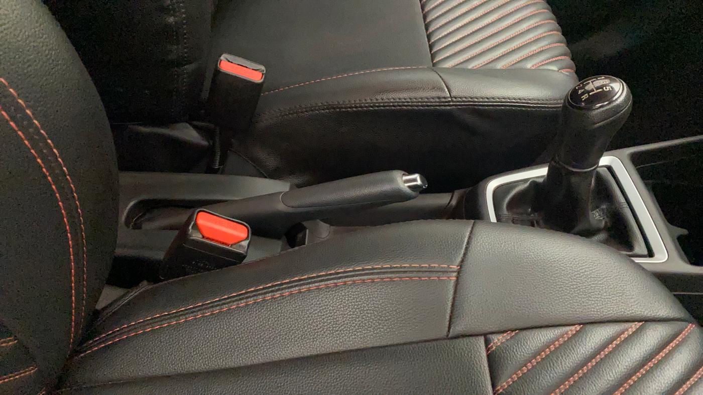2023 Maruti Swift VXI, Petrol, Manual, 35,408 km, Gear Lever