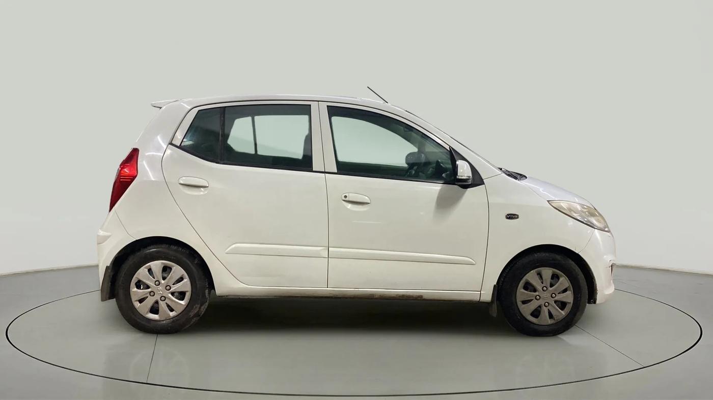 2011 Hyundai i10 SPORTZ 1.2, Petrol, Manual, 87,665 km, Right Side View