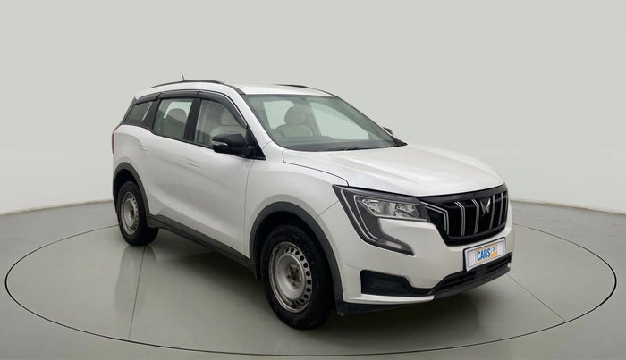 2022 Mahindra XUV700 MX P MT 5 STR, Petrol, Manual, 7,783 km, SRP