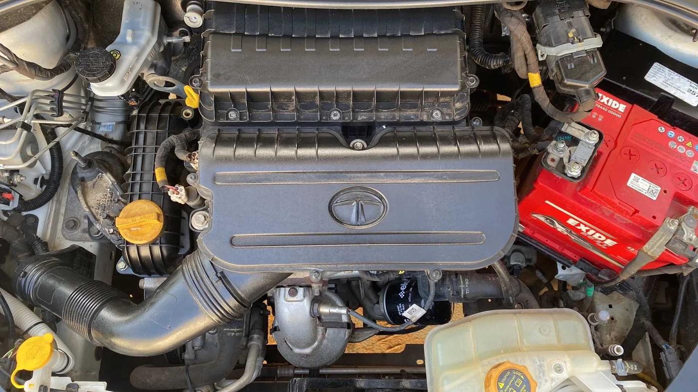 2021 Tata Tiago XZ PLUS PETROL, Petrol, Manual, 29,726 km, Open Bonet