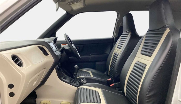 2022 Maruti New Wagon-R LXI CNG 1.0, CNG, Manual, 14,547 km, Right Side Front Door Cabin