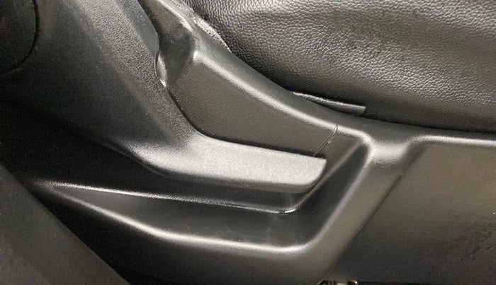 2022 Maruti New Wagon-R LXI CNG 1.0, CNG, Manual, 14,547 km, Driver Side Adjustment Panel