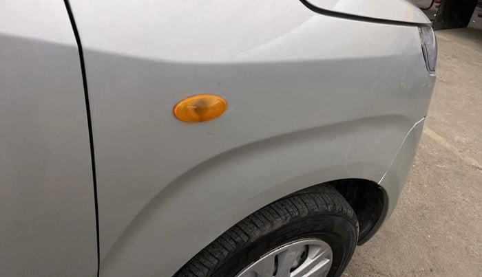 2022 Maruti New Wagon-R LXI CNG 1.0, CNG, Manual, 14,547 km, Right fender - Slightly dented