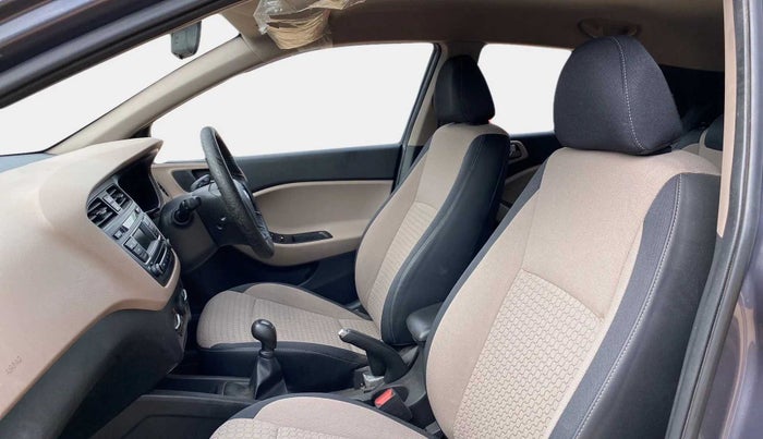 2017 Hyundai Elite i20 SPORTZ 1.2, Petrol, Manual, 51,984 km, Right Side Front Door Cabin