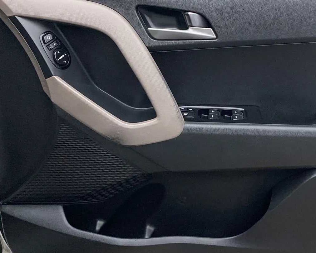 2017 Hyundai Creta SX PLUS 1.6 PETROL, Petrol, Manual, 1,14,837 km, Driver Side Door Panels Control