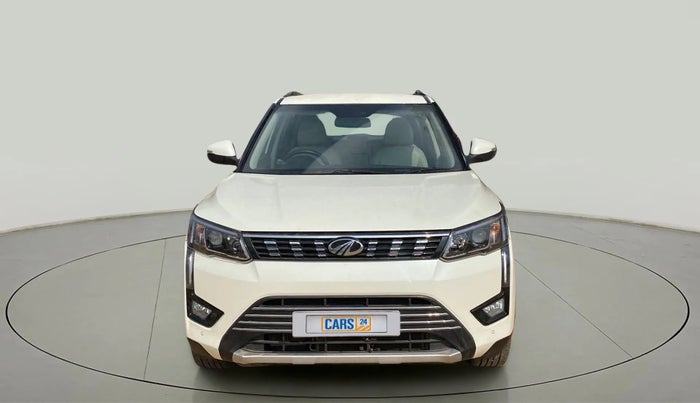 2021 Mahindra XUV300 W8 (O) 1.2 PETROL, Petrol, Manual, 32,102 km, Front