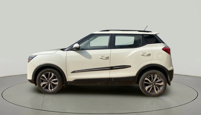 2021 Mahindra XUV300 W8 (O) 1.2 PETROL, Petrol, Manual, 32,102 km, Left Side