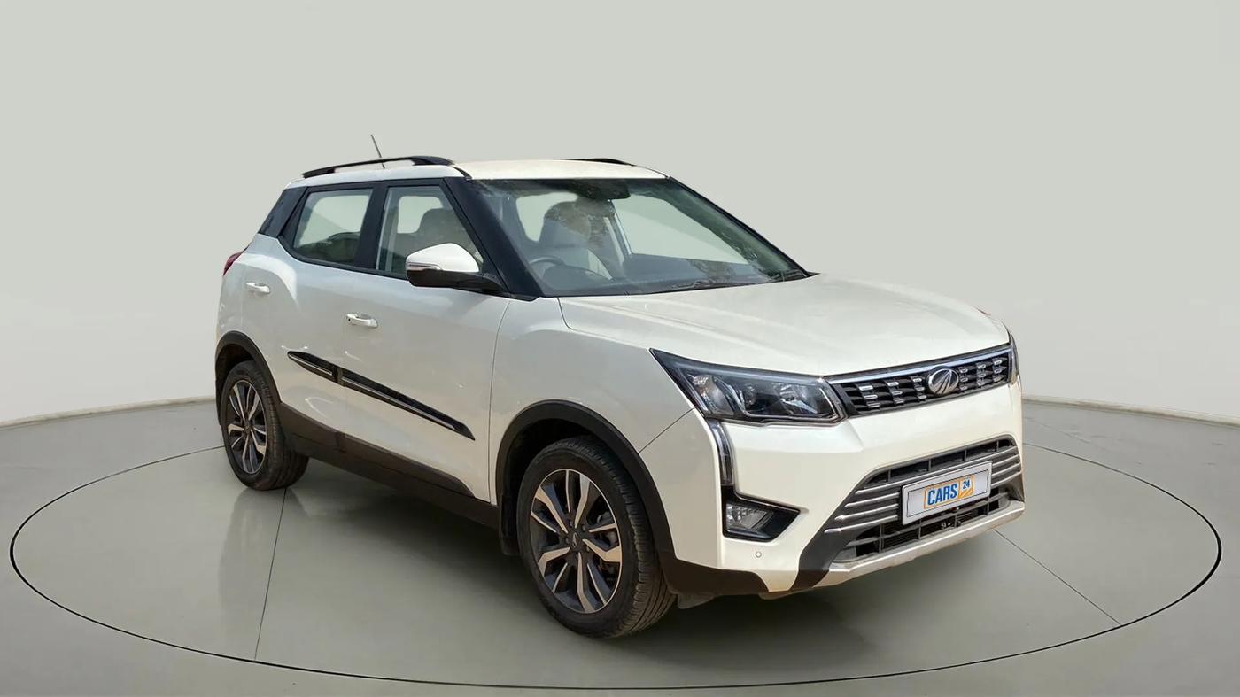 2021 Mahindra XUV300 W8 (O) 1.2 PETROL, Petrol, Manual, 32,102 km, SRP