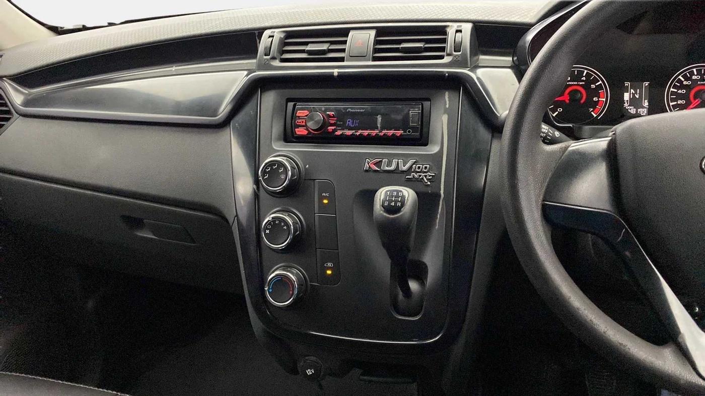 2017 Mahindra KUV 100 NXT K2 P 6 STR, Petrol, Manual, 48,150 km, Air Conditioner
