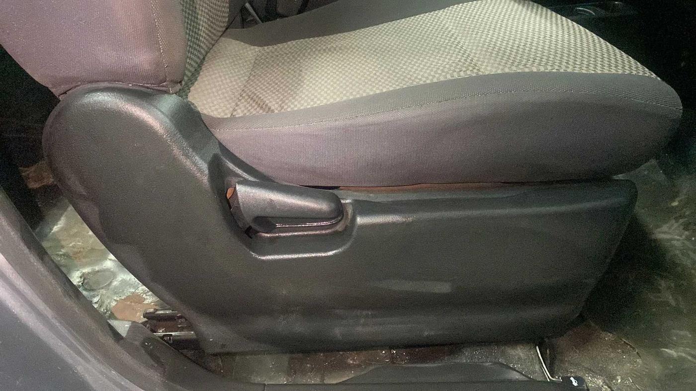 2016 Maruti Wagon R 1.0 LXI CNG, CNG, Manual, 14,176 km, Driver Side Adjustment Panel