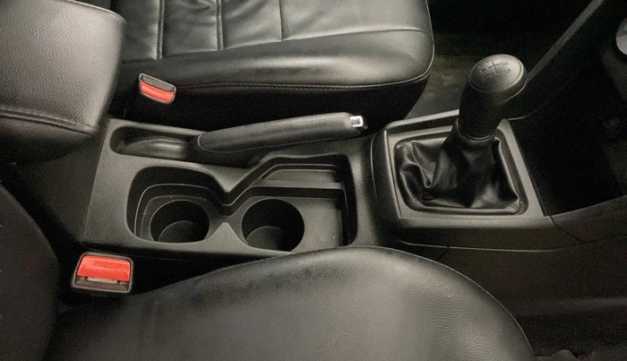 2020 Maruti Vitara Brezza LXI, Petrol, Manual, 42,706 km, Gear Lever