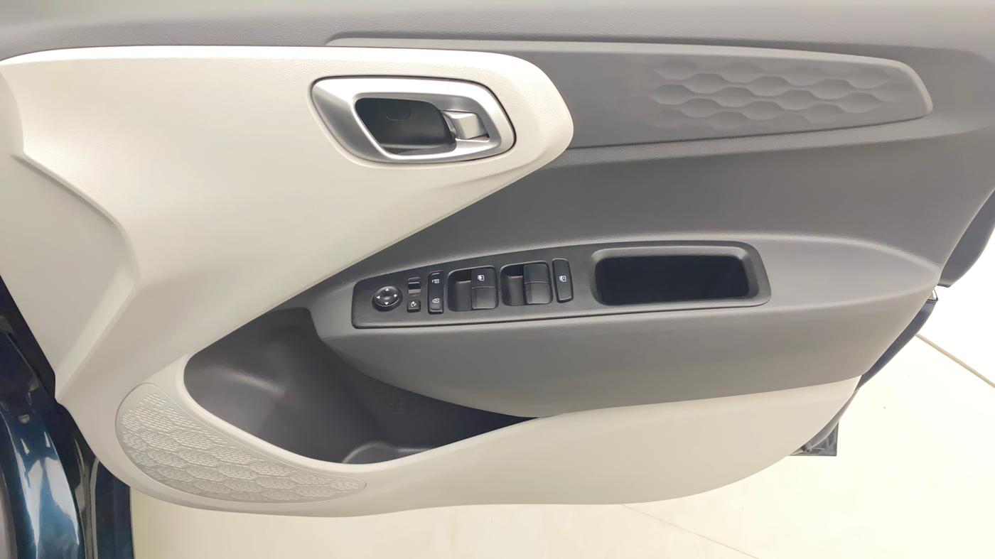 2020 Hyundai GRAND I10 NIOS SPORTZ AMT 1.2 KAPPA VTVT, Petrol, Automatic, 19,773 km, Driver Side Door Panels Control