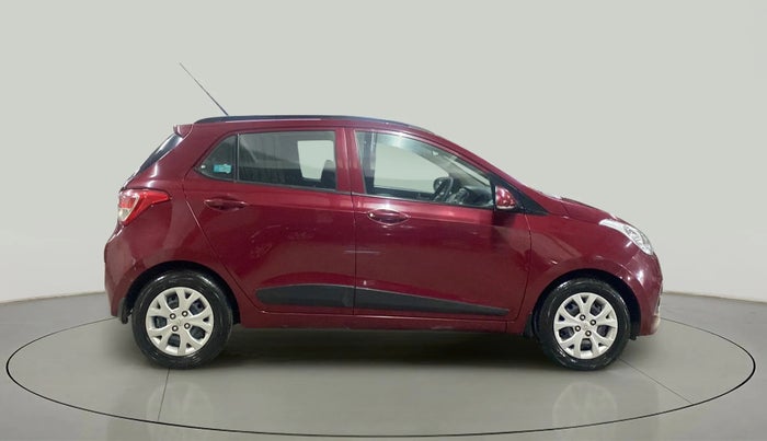 2015 Hyundai Grand i10 SPORTZ 1.2 KAPPA VTVT, Petrol, Manual, 37,738 km, Right Side View