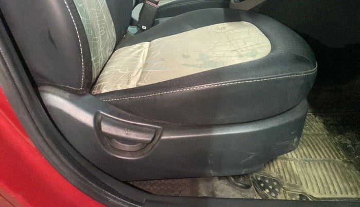 2015 Hyundai Grand i10 SPORTZ 1.2 KAPPA VTVT, Petrol, Manual, 37,738 km, Driver Side Adjustment Panel