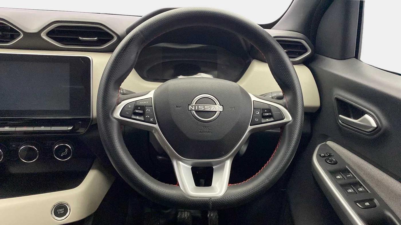 2023 Nissan MAGNITE XV TURBO, Petrol, Manual, 11,324 km, Steering Wheel Close Up