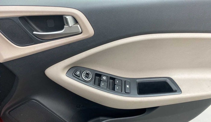 2019 Hyundai Elite i20 SPORTZ PLUS  1.2 CVT, Petrol, Automatic, 36,673 km, Driver Side Door Panels Control