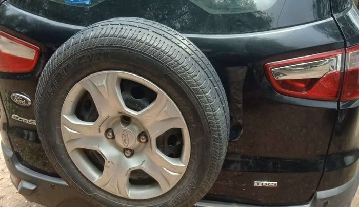 2017 Ford Ecosport AMBIENTE 1.5L DIESEL, Diesel, Manual, 83,068 km, Dicky (Boot door) - Minor scratches